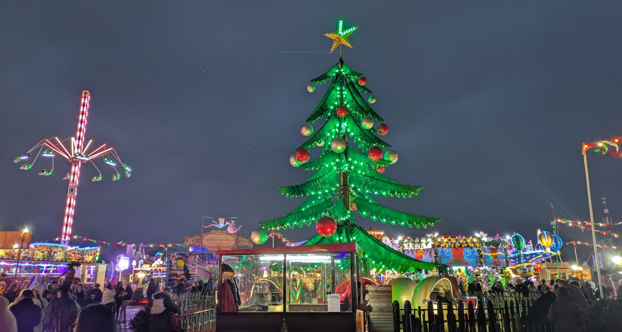 ロンドンのウィンターワンダーランドでクリスマス気分！｜YMS生活